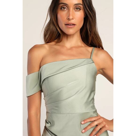 Lulus Showing Off a Little Sage Green Asymmetrical Tulip Midi Dress Wedding Sz L - Picture 5 of 7